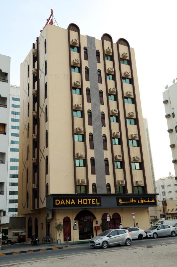 Dana Hotel Sharjah Esterno foto
